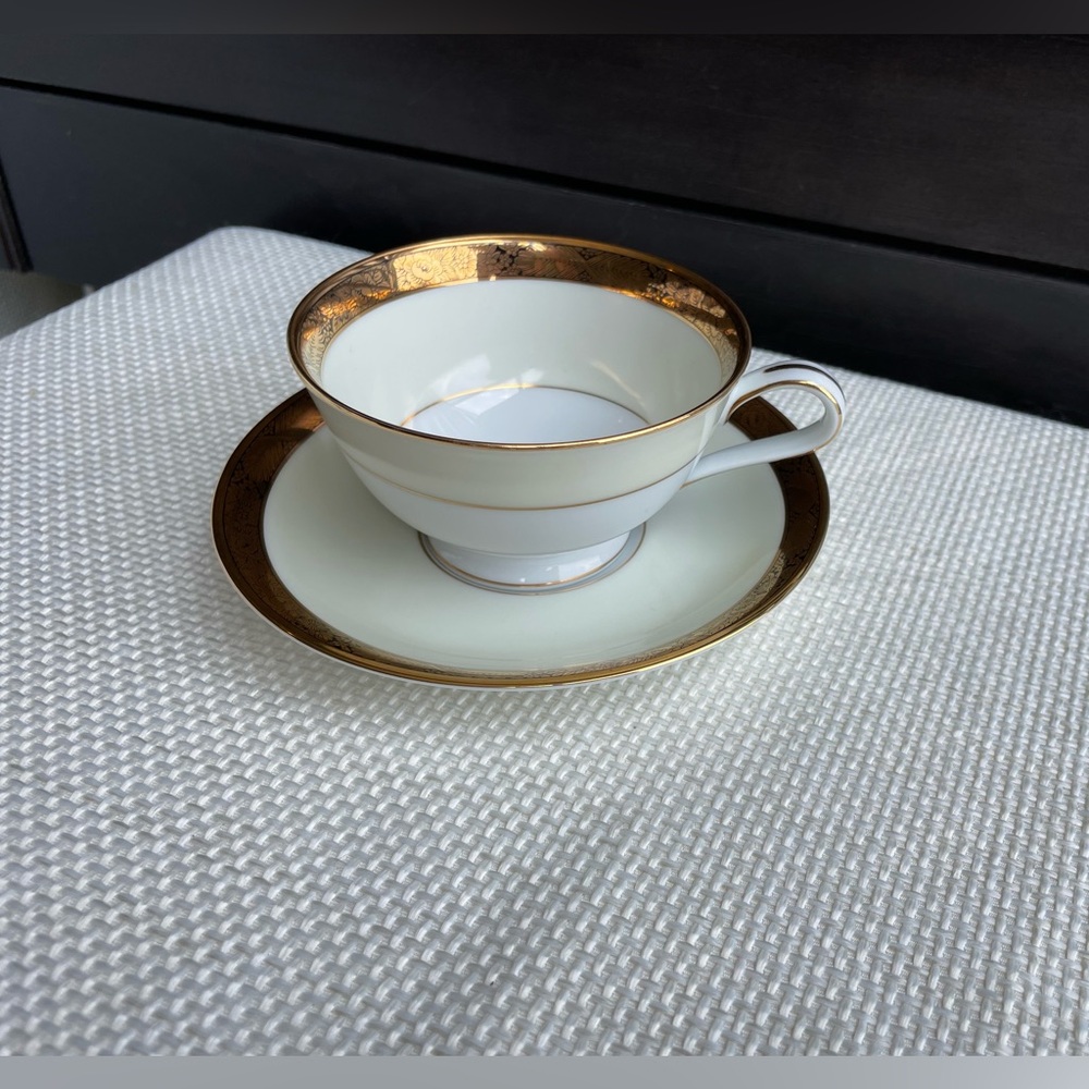 Noritake Goldkin 5675 Footed Cup and Saucer set Japan 1950s
